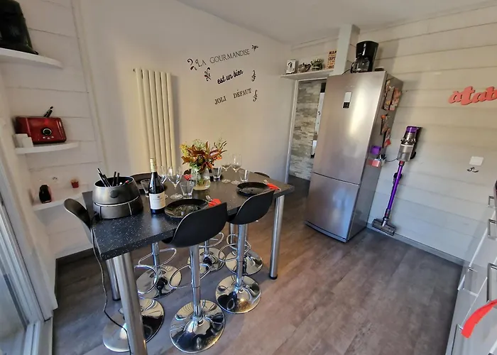 Aix Centre Cosy Calme Garage Terrasse Apartment Aix-les-Bains